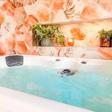 Atoumo Appartement Love Jacuzzi & Jardin Disneyland Paris Quincy-Voisins Eksteriør billede